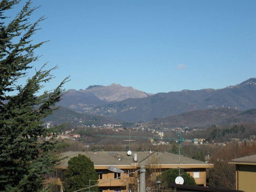 La Collina Hotel Casnate Con Bernate Exterior photo