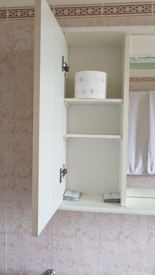 La Collina Hotel Casnate Con Bernate Room photo